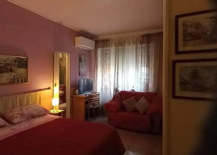 Cosmopolitan Roma