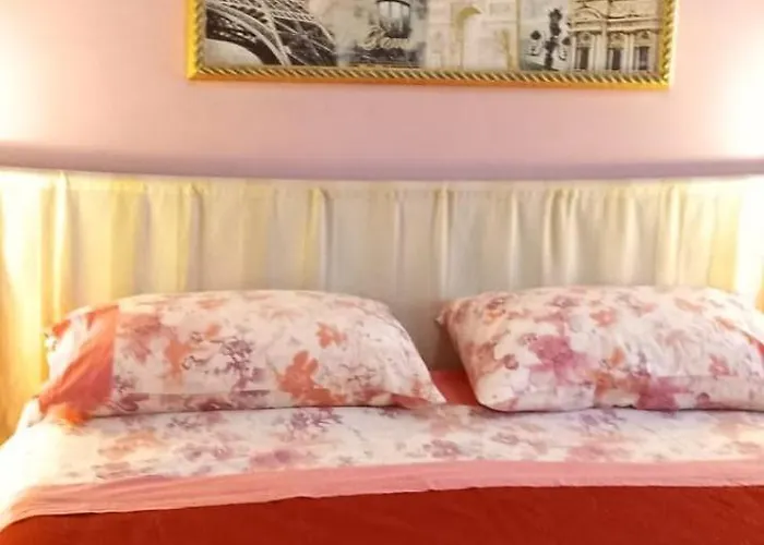 Cosmopolitan Bed & Breakfast