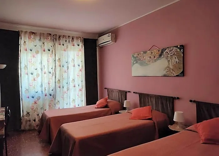 Cosmopolitan Bed & Breakfast